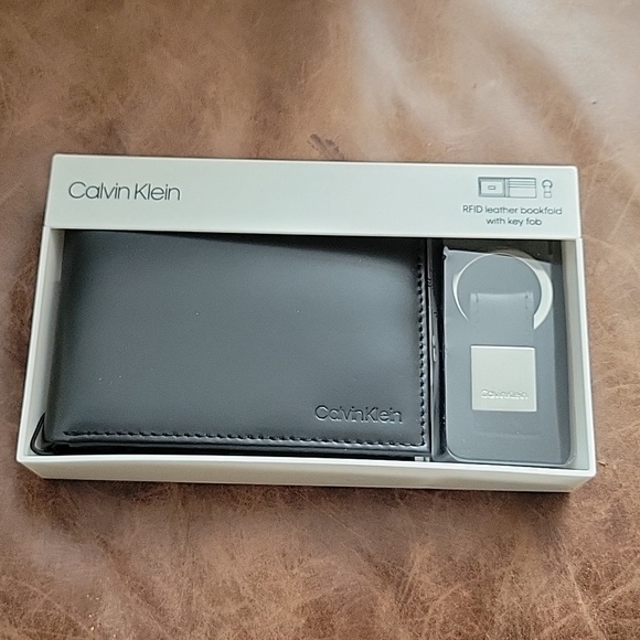Calvin Klein mens wallet - Picture 3 of 5